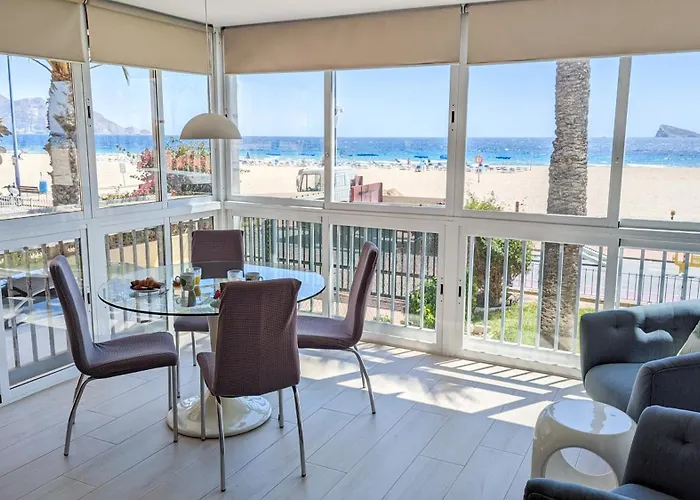 Esmeralda Sea Front Apartment