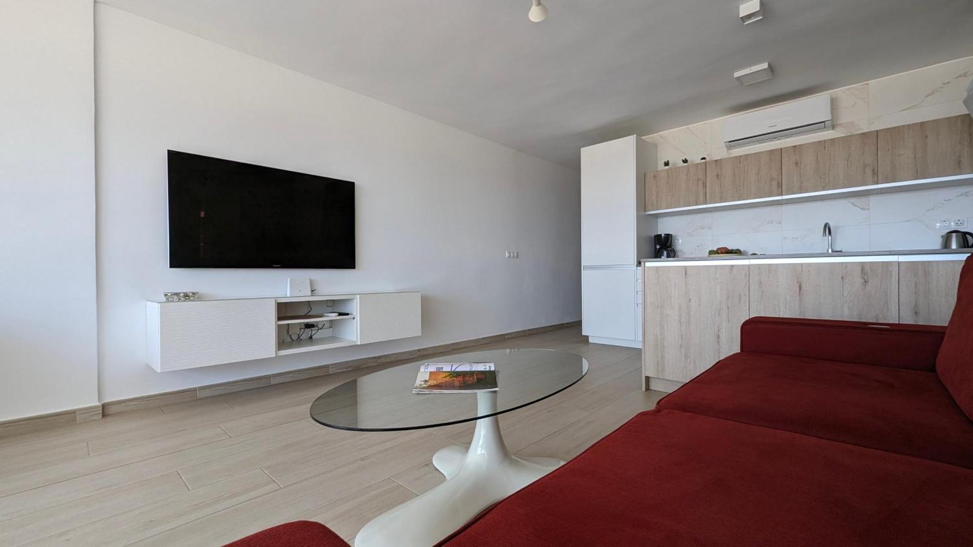 Apartment Esmeralda Sea Front Benidorm